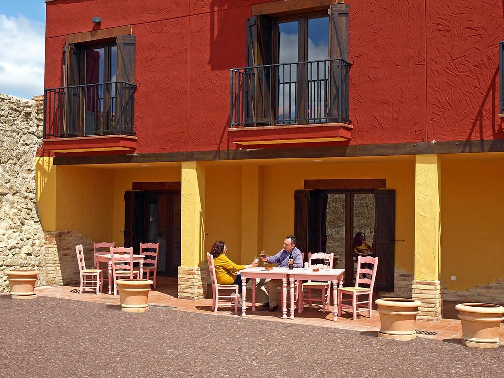 Hostal Casa Arrieta Castejon de Valdejasa Exterior foto