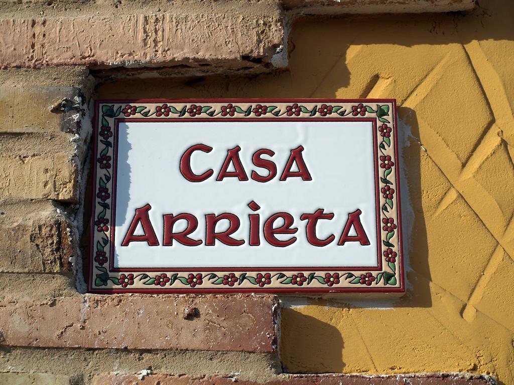 Hostal Casa Arrieta Castejon de Valdejasa Exterior foto