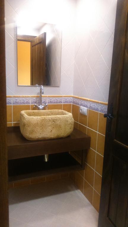 Hostal Casa Arrieta Castejon de Valdejasa Exterior foto